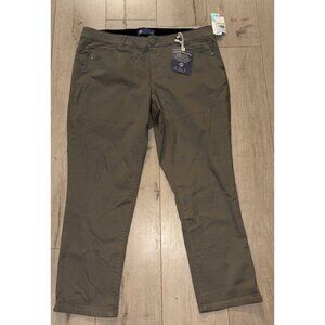 Democracy Ab Technology Karessa Capri Skinny Jean Size 18 W  Green Stretch NWT